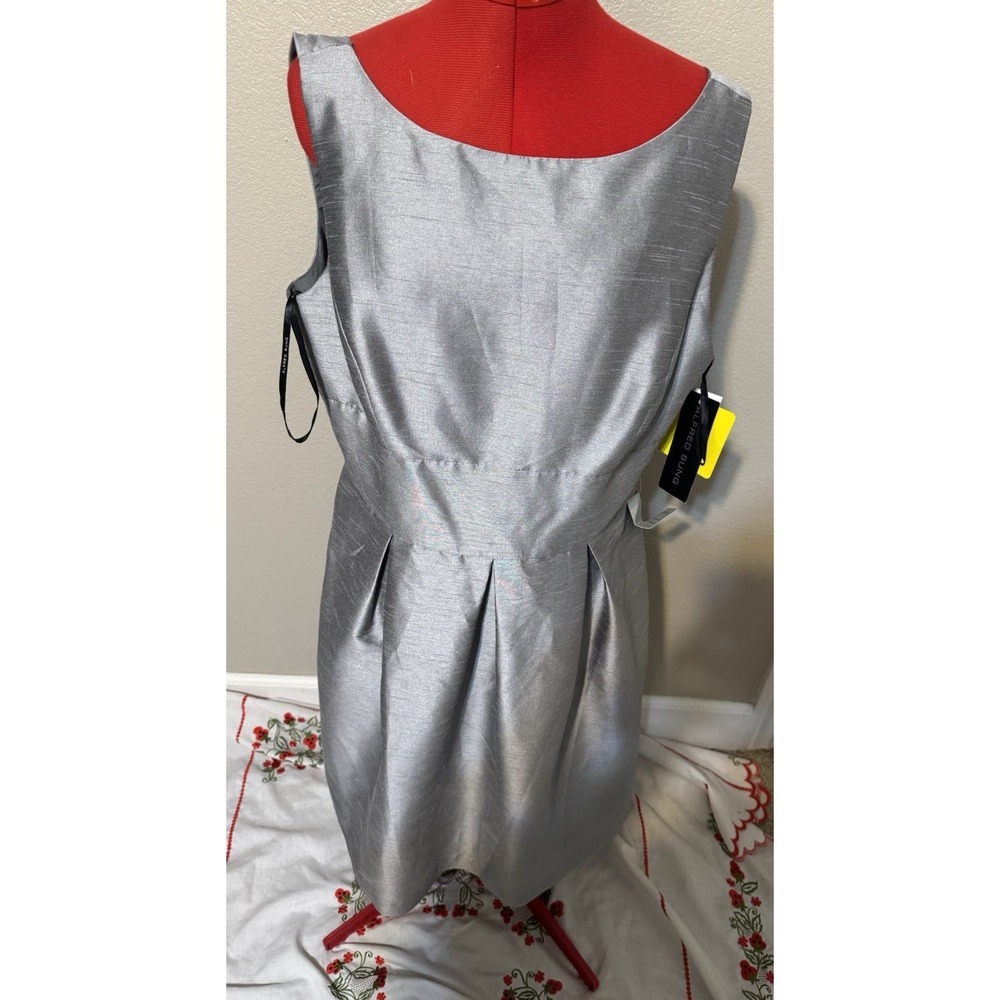 Alfred Sung Silver Cocktail Dress Metallic A-Line Pleated Party Formal Elegant